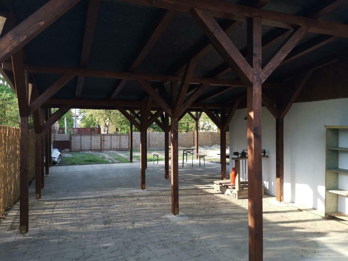 Hársfák Mezokovacshaza Exterior foto